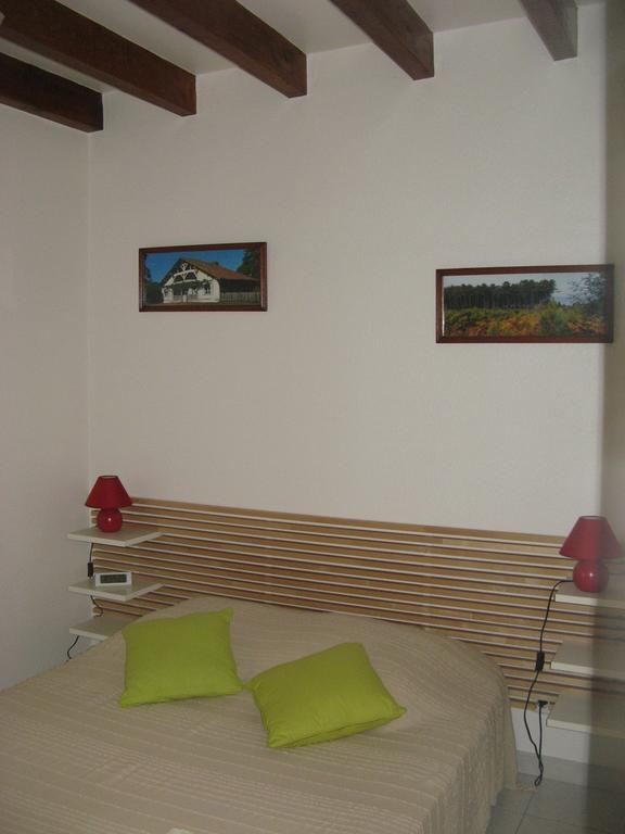 La Petite Mongesse Vila Morcenx Exterior foto